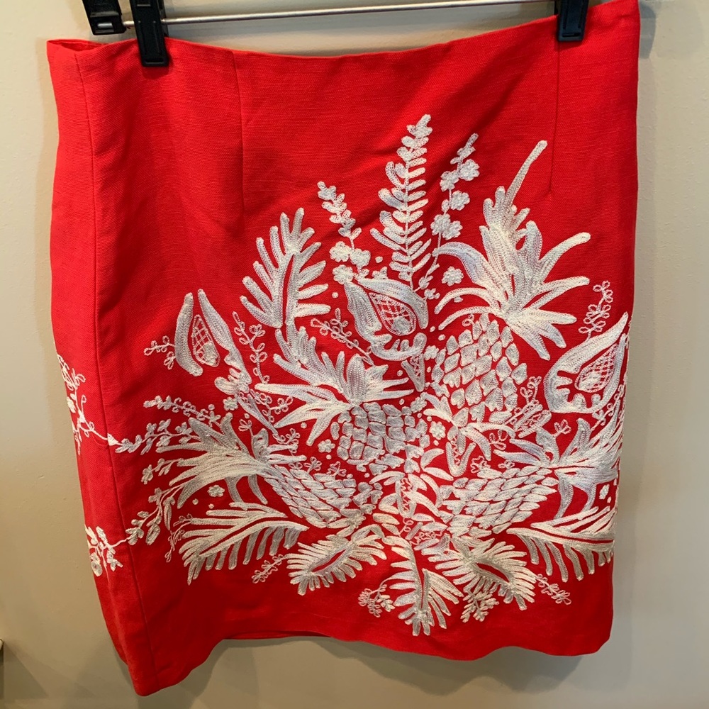 Dana Buchman embroidered skirt